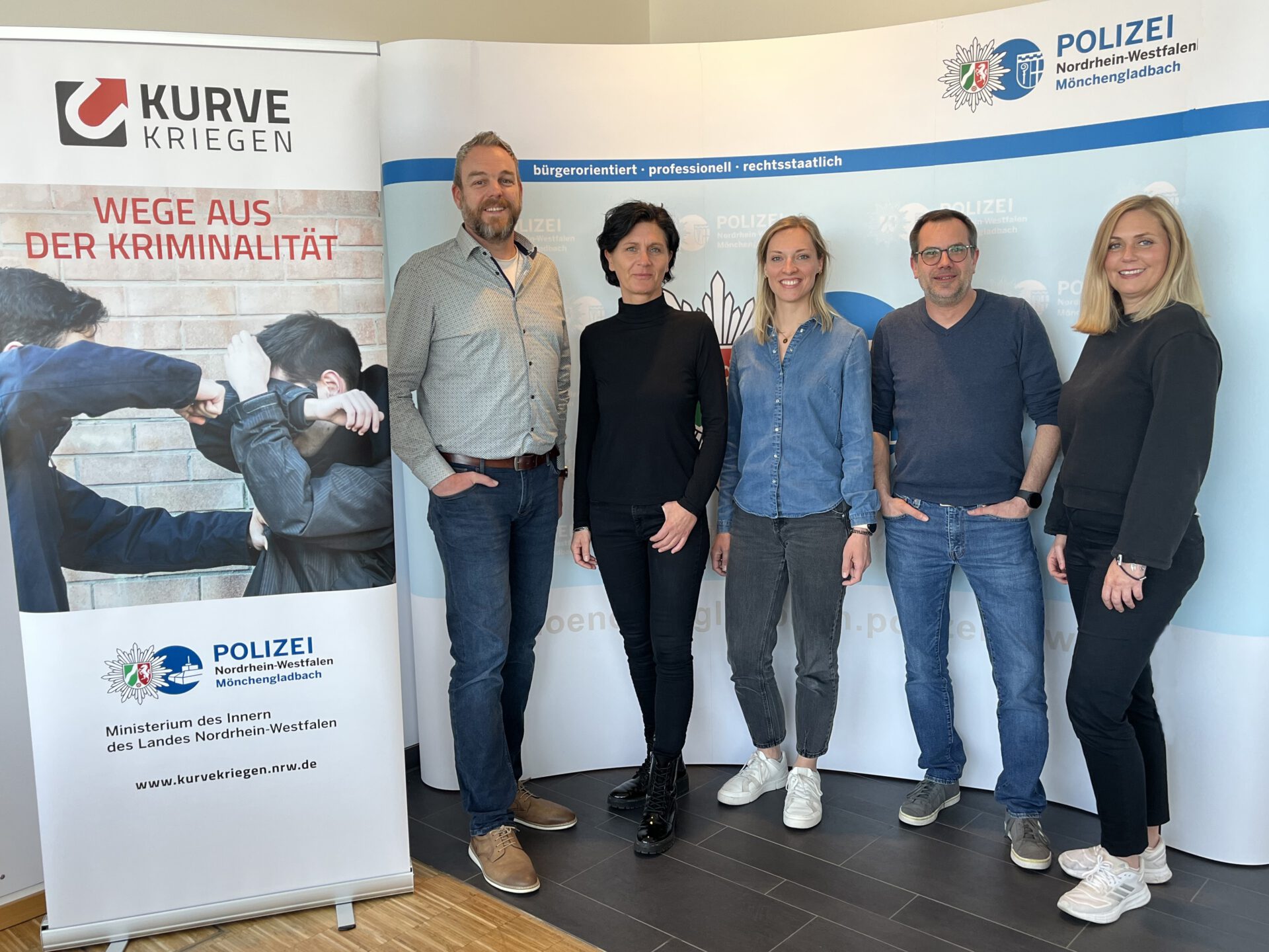Dirk Lenzen, Madeleine Geraths, Sara Lienen, Sebastian Vogt und Anna Schützendorf vom Projekt Kurve Kriegen
